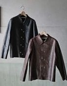 【新着入荷】au CONCOURS Cevert ファブリケーターズコート カラー：ブラウン、ブラック サイズ：S、M、L @au_concours #fashionformstudio 【お問い合わせ】TEL: 03-5772-9622 e-mail: info@fashionformstudio.com 【新着入荷】au CONCOURS ジャッキー ウエスタンシャツ カラー：ロウ サイズ：S、M、L シェラックシャツ カラー：ティール サイズ：S、M、L @au_concours #fashionformstudio 【お問い合わせ】TEL: 03-5772-9622 e-mail: info@fashionformstudio.com 【新着入荷】au CONCOURS バリーバッグ カラー：ブラウン、ブラック @au_concours #fashionformstudio 【お問い合わせ】TEL: 03-5772-9622 e-mail: info@fashionformstudio.com